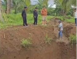 Camat Licin Donny Arsilo Sofyan Tinjau Pembuatan Rorak, Antisipasi Banjir