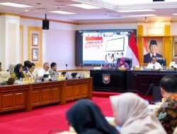Segera Diterapkan Nasional, Bupati Ipuk Bersama Tiga Menteri Paparkan Digitalisasi Bansos ke Seluruh Daerah di Indonesia
