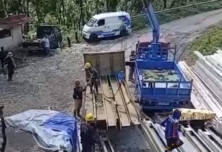 DPU PR Pemalang Gandeng Rekanan Bongkar Struktur Jembatan Kalimendelem