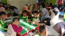 Kelompok Bermain Syafiiah Bantarbolang Ikuti Lomba Membatik Ibu dan Anak